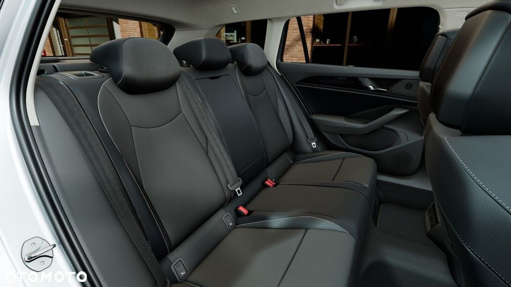 Volkswagen Passat - 11