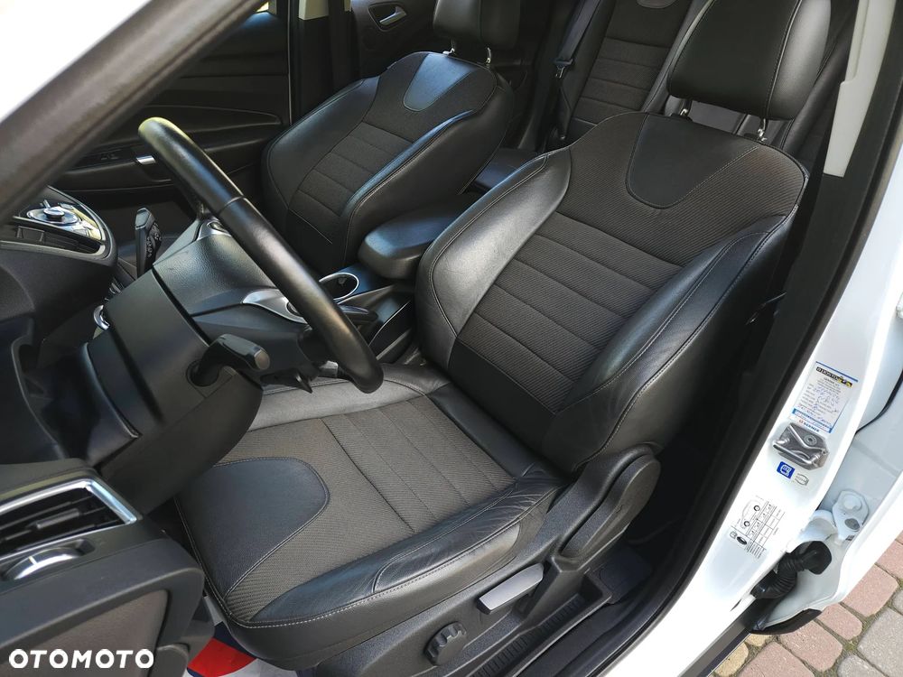 Ford Kuga 2.0 TDCi 4WD Titanium Plus - 31