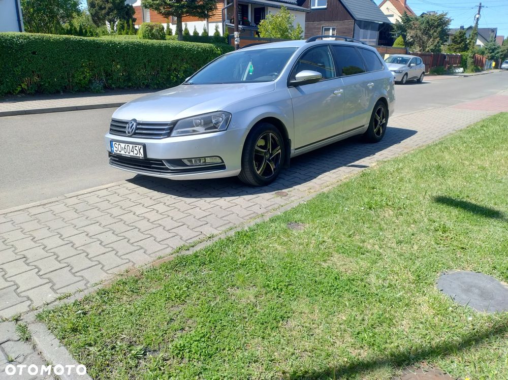 Volkswagen Passat 1.6 TDI Trendline - 5