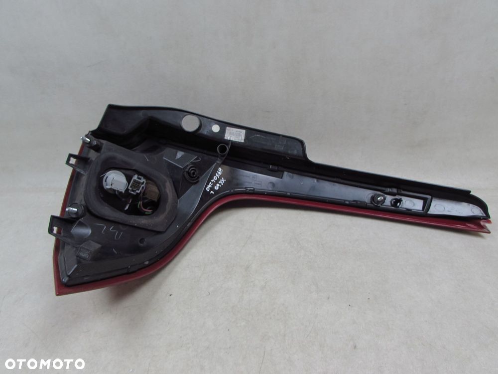VOLVO XC60 08-17 LAMPA TYL LEWA 89504240 - 6