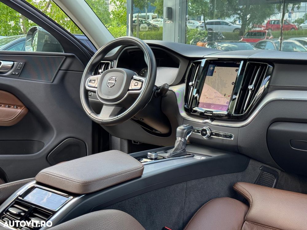 Volvo XC 60 D5 AWD Geartronic Inscription - 22