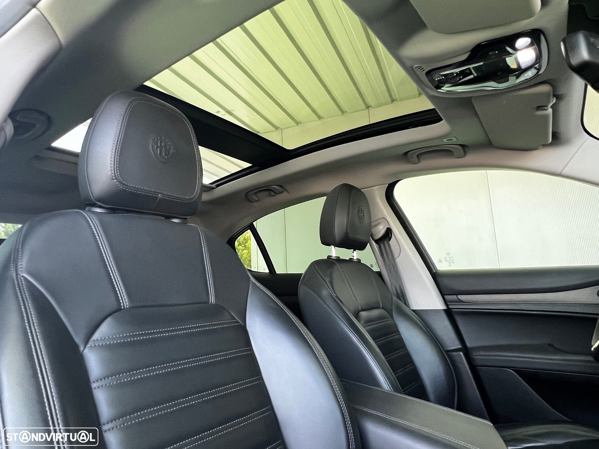 Alfa Romeo Stelvio 2.0 T First Edition AT8 Q4 - 12