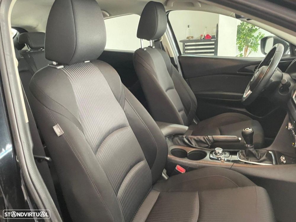 Mazda 3 Hatchback 1.5 Sky-D Evolve HS Navi - 19