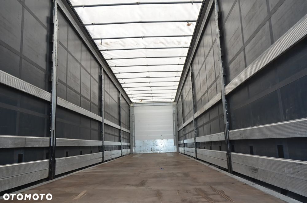 Schmitz Cargobull VARIOS / 2 POZIOMY JAZDY / OŚ PODNOSZONA / DACH POD. / CODE XL / OCYNK / 7056 - 9