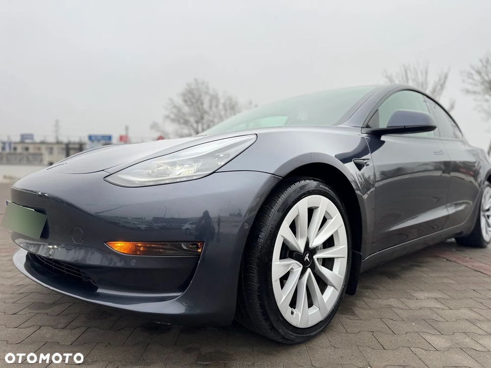 Tesla Model 3 RWD - 11