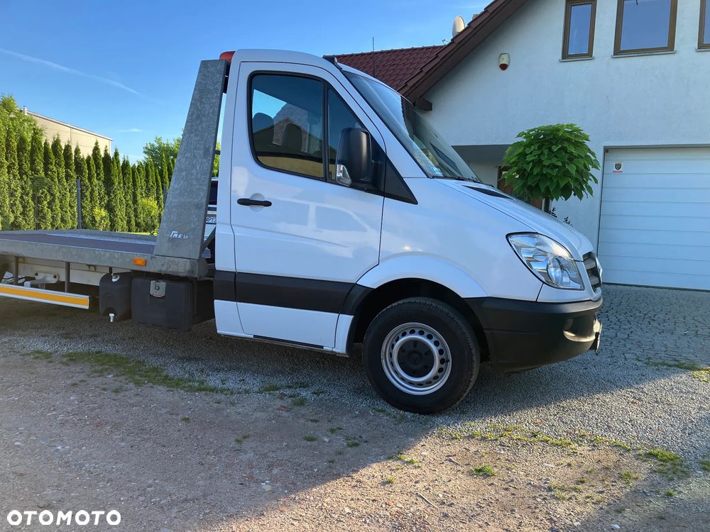Mercedes-Benz Sprinter - 17