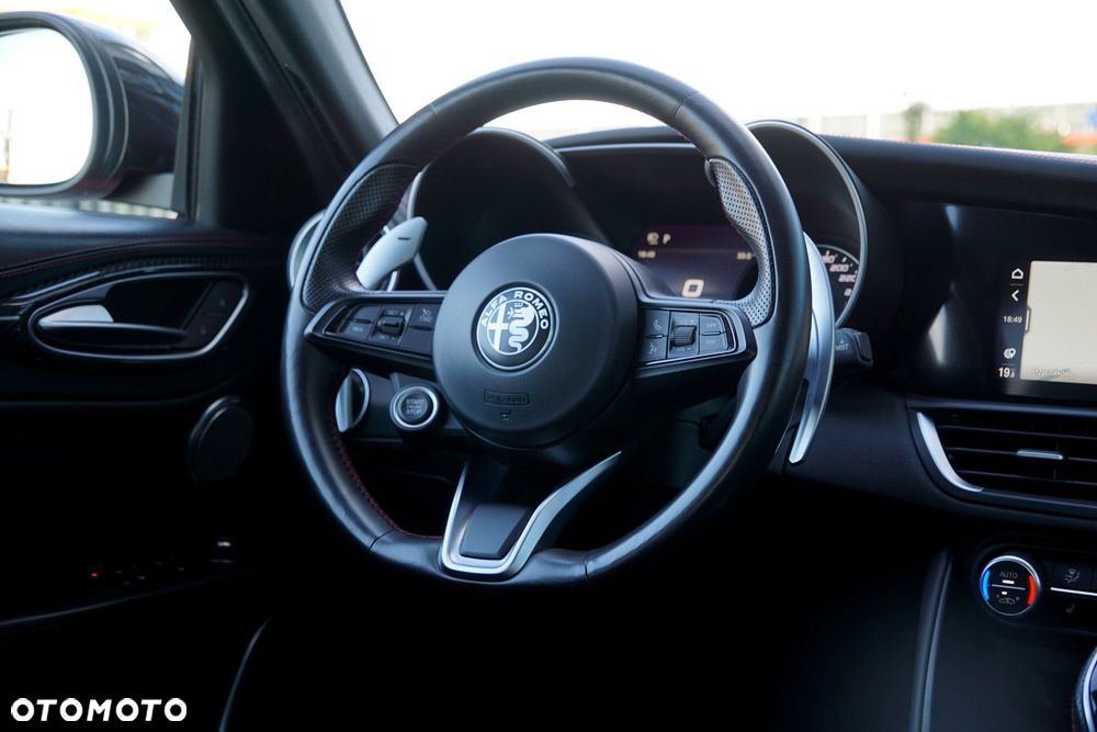 Alfa Romeo Giulia 2.0 Turbo Veloce TI Q4 - 29