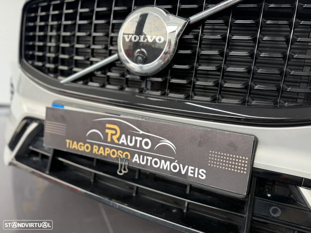 Volvo XC 60 2.0 T6 PHEV R-Design Expression AWD - 7