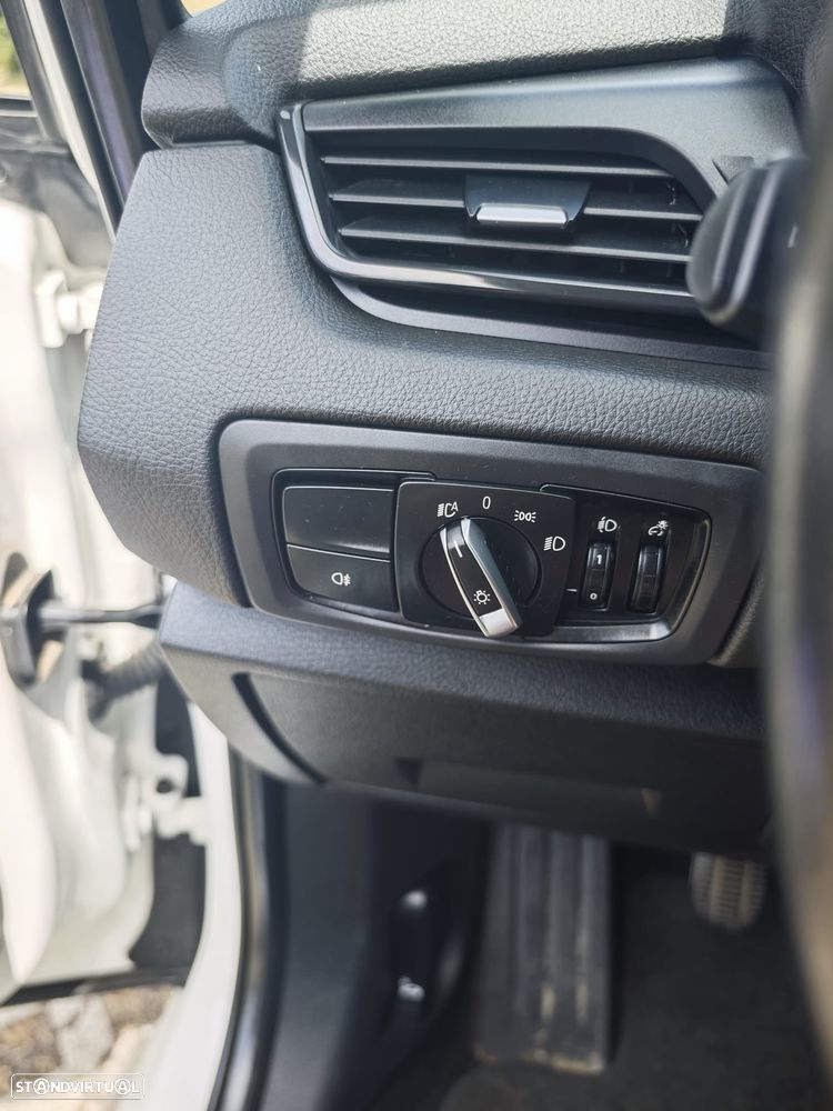 BMW 216 Active Tourer - 13