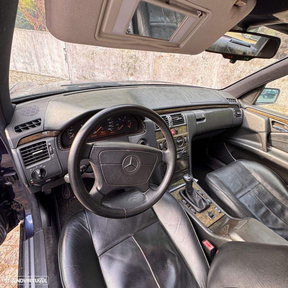 Mercedes-Benz E 290 TD Avantgarde - 4