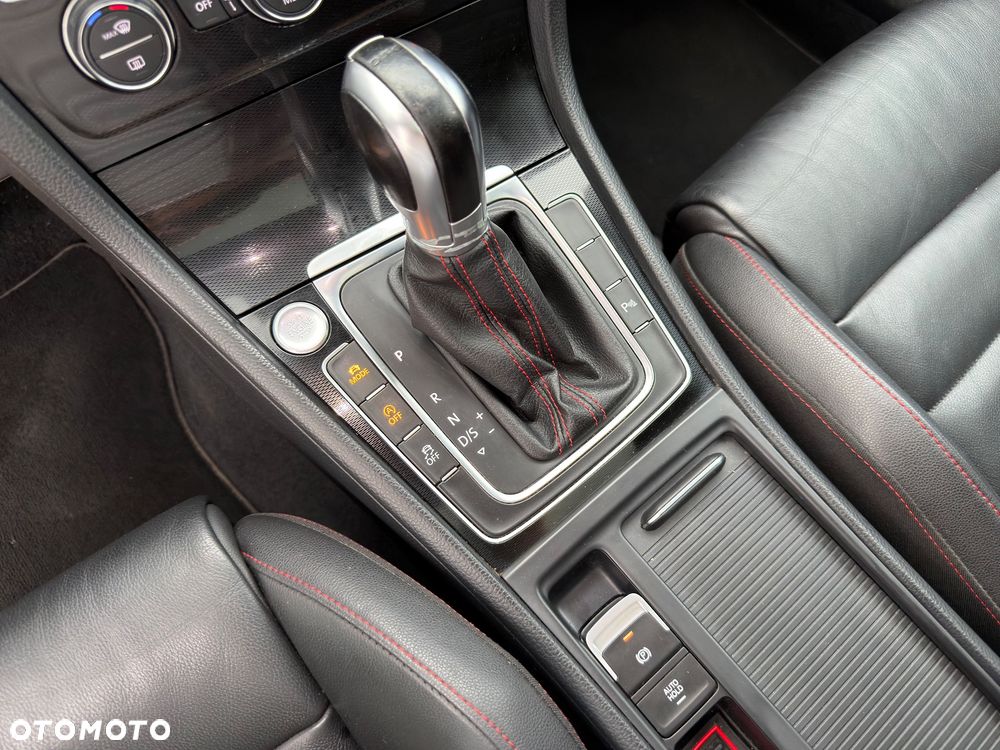 Volkswagen Golf 2.0 TSI BMT GTI Performance DSG - 31