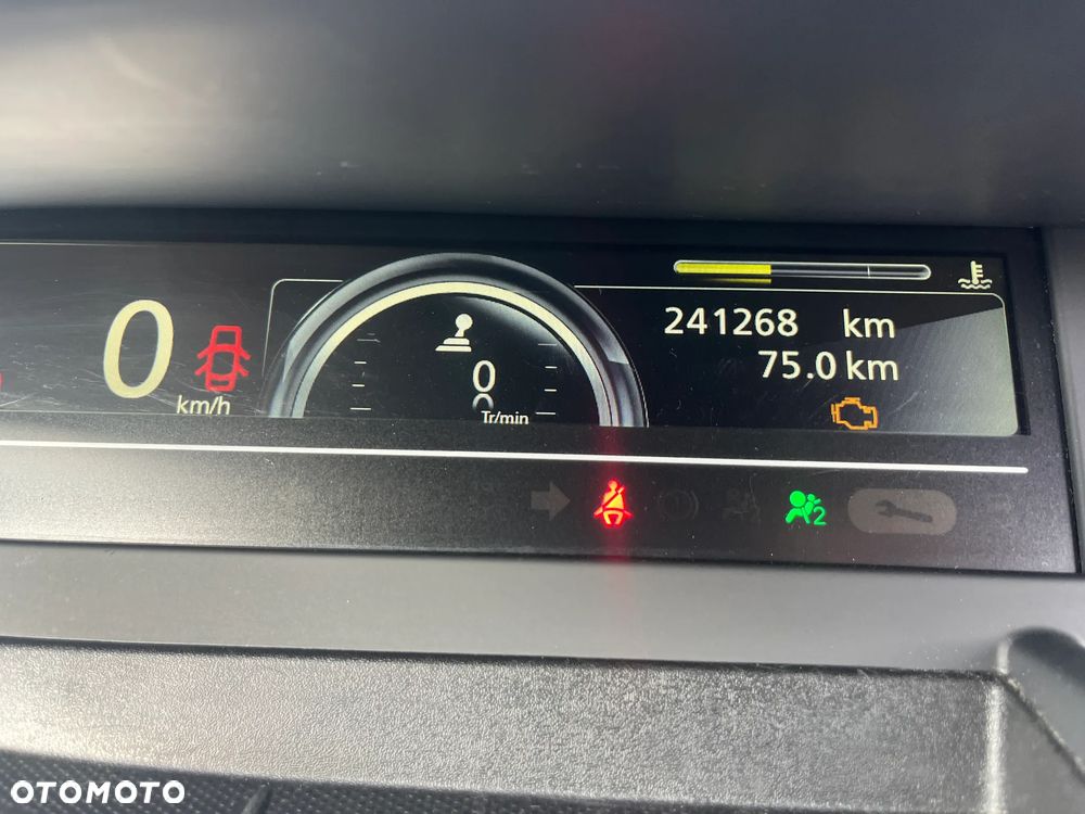 Renault Scenic 1.6 dCi Bose - 28