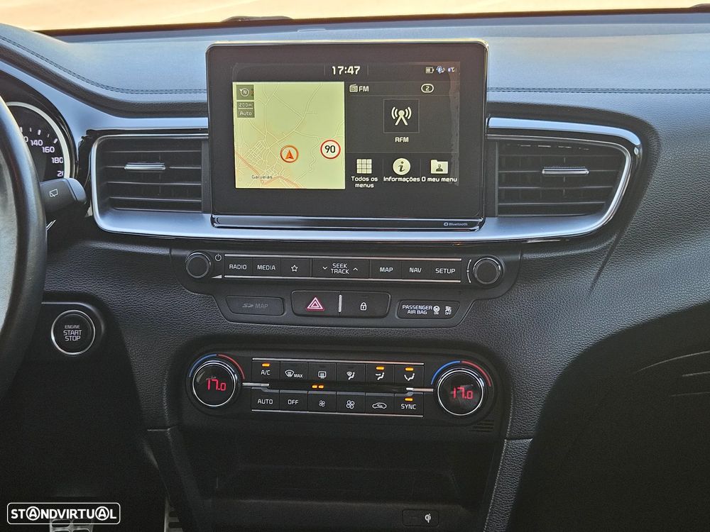 Kia Ceed 1.6 CRDi GT Line+SRF - 12