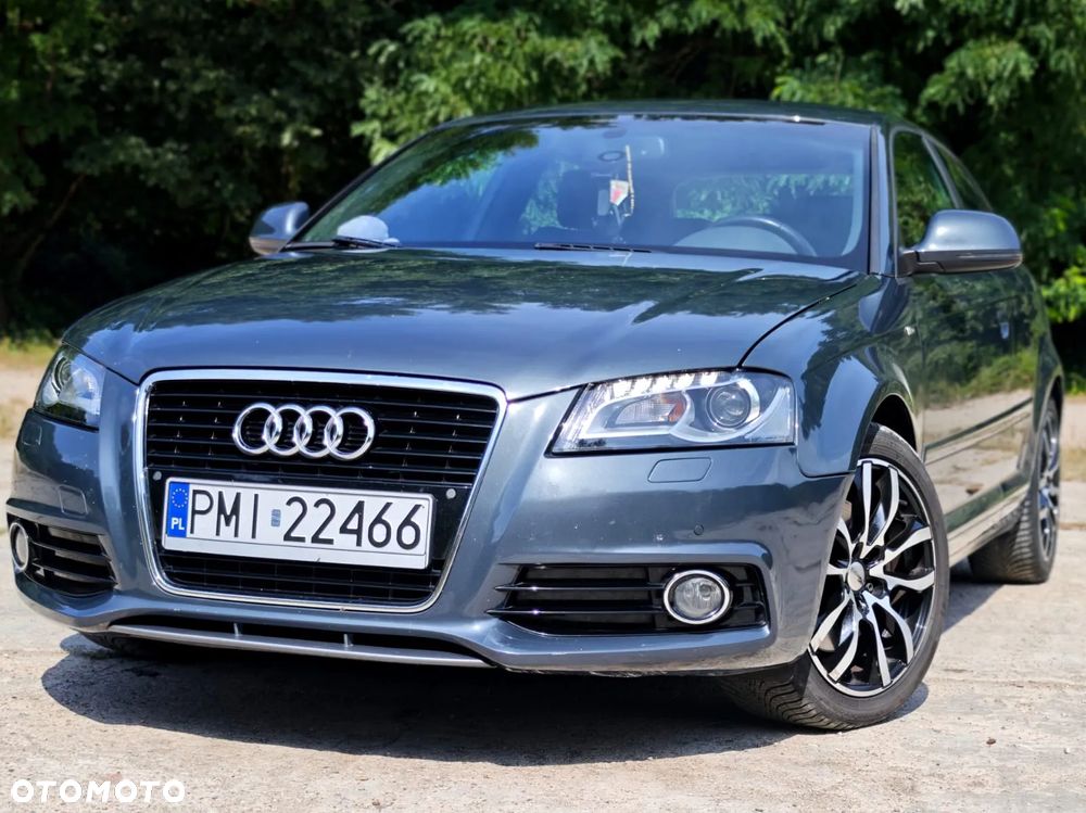 Audi A3 2.0 TDI DPF S line Sportpaket - 13