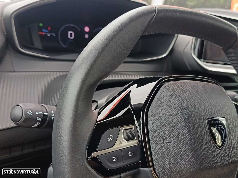 Peugeot 208 1.2 Hybrid Allure e-DCS6 - 15