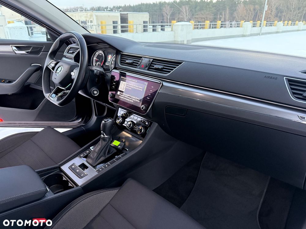 Skoda Superb 2.0 TDI SCR 4x4 Scout DSG - 16