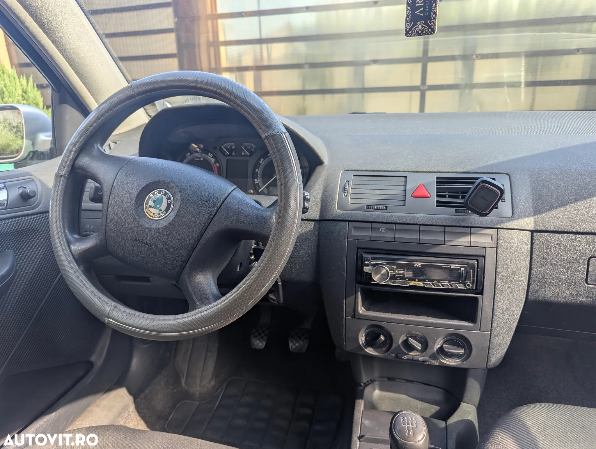 Skoda Fabia - 4