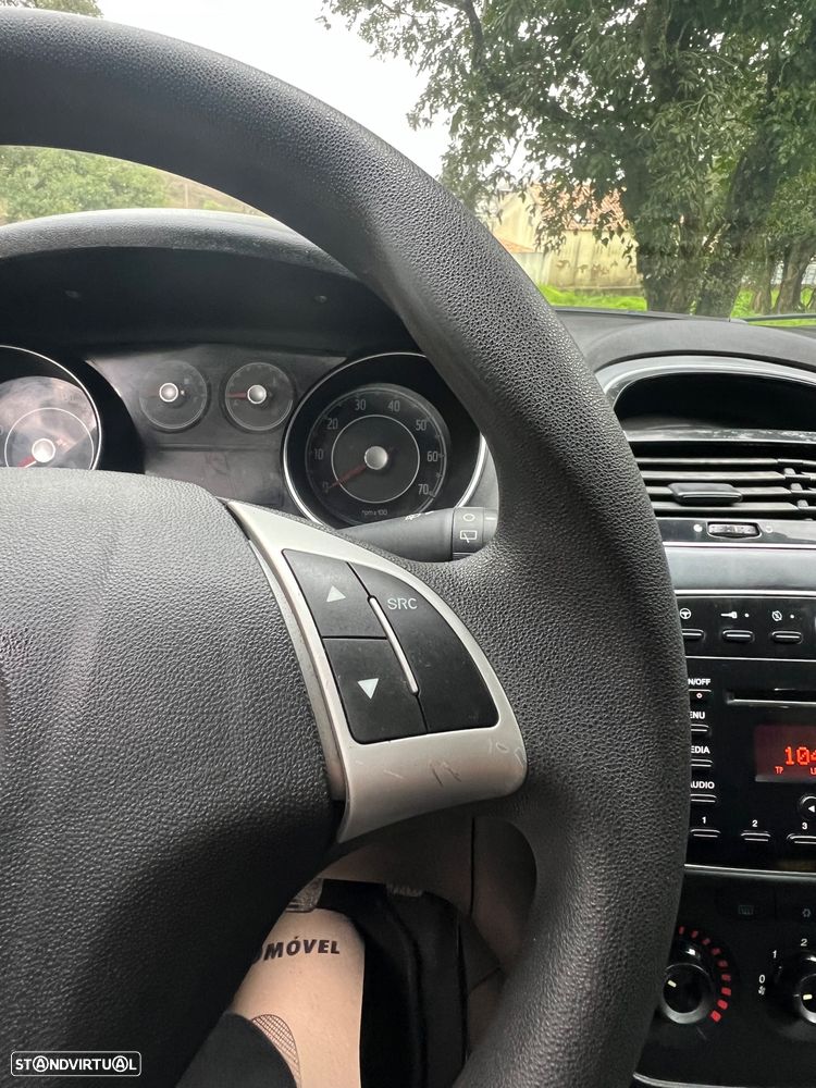 Fiat Punto 1.2 Lounge S&S - 13