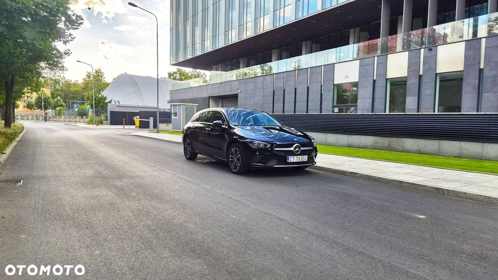 Mercedes-Benz CLA - 25
