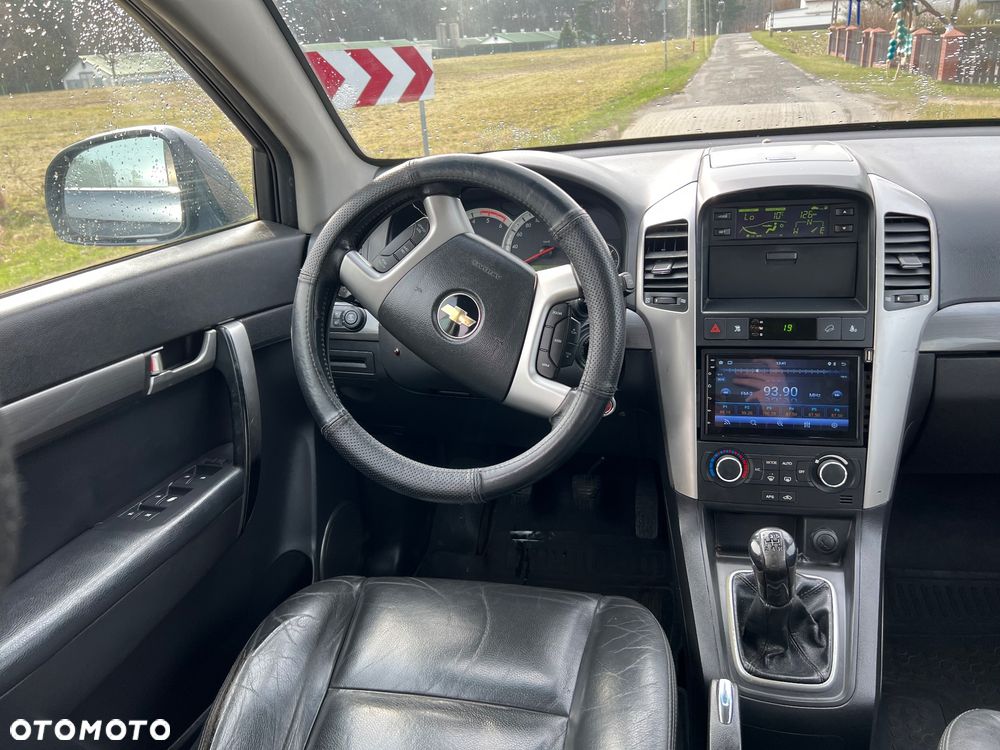 Chevrolet Captiva 2.0 4WD 5 Sitzer LT Exclusive - 9
