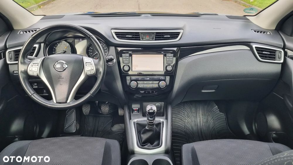 Nissan Qashqai - 10