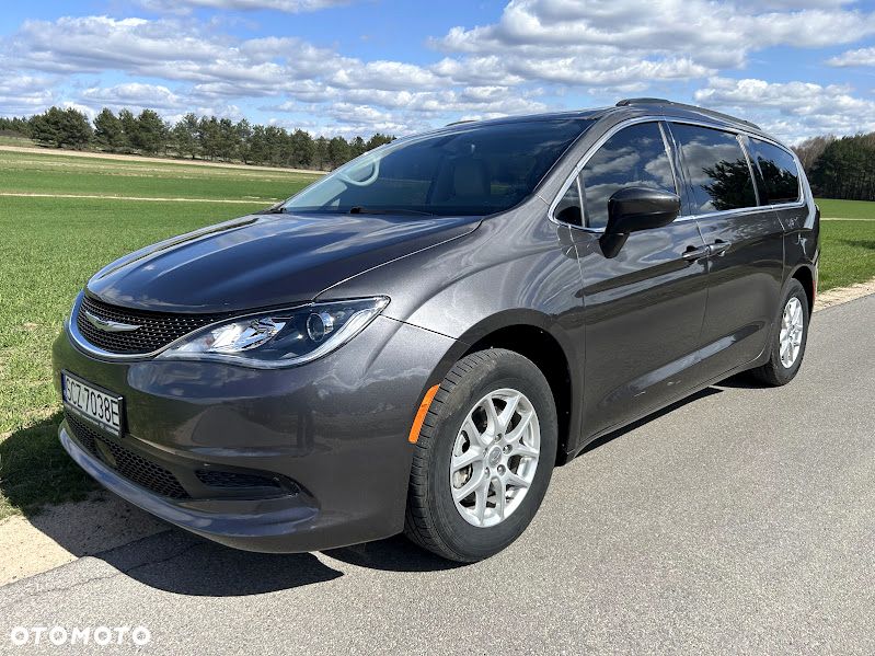 Chrysler Pacifica - 31