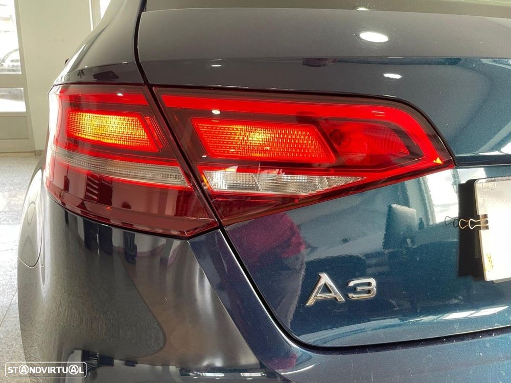 Audi A3 Sportback 30 TDI Design - 19