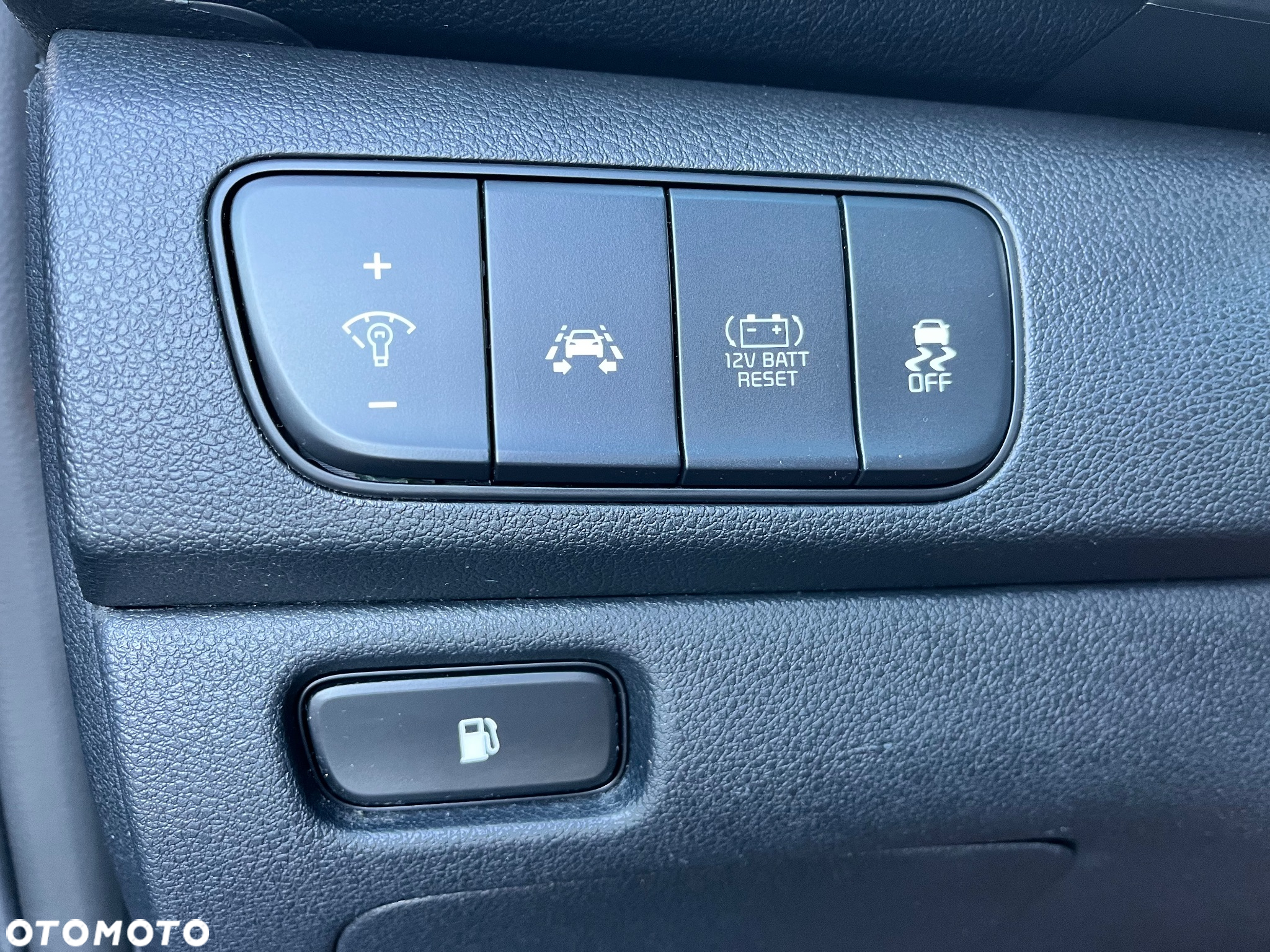 Kia Niro 1.6 GDI Hybrid L - 11