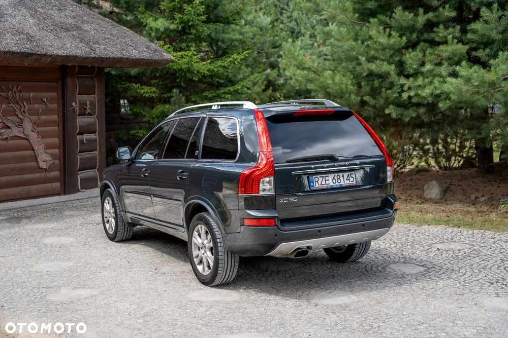 Volvo XC 90 - 3