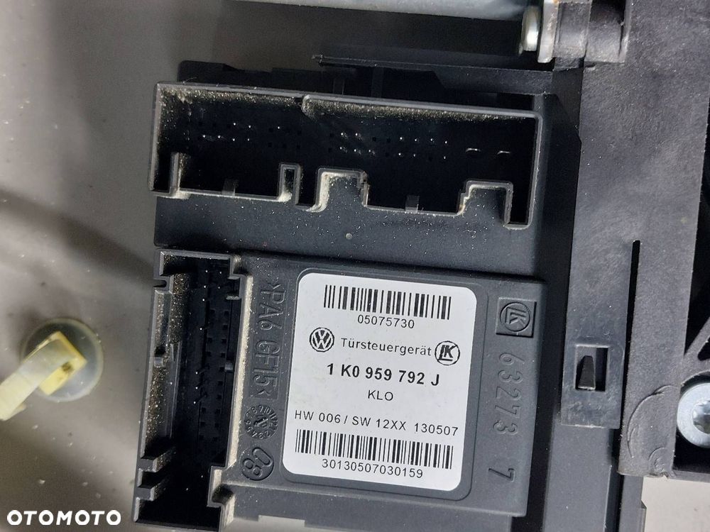 MECHANIZM PODNOŚNIK SZYBY PRAWY PRZÓD OCTAVIA II 1K0959792J 1Z1837656G - 4