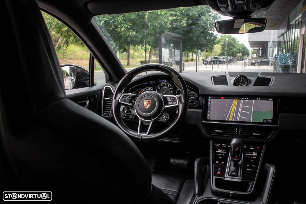 Porsche Cayenne Coupé E-Hybrid Tiptronic S - 33
