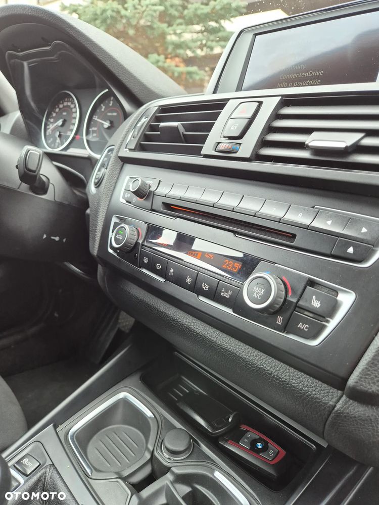 BMW Seria 1 116i Sport Line - 35