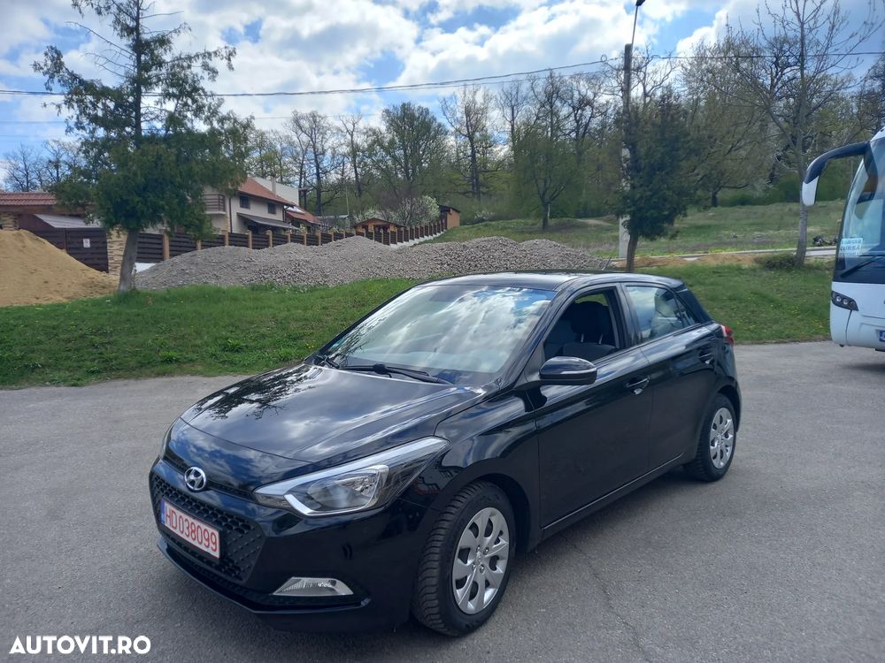 Hyundai i20 1.1 CRDi - 1