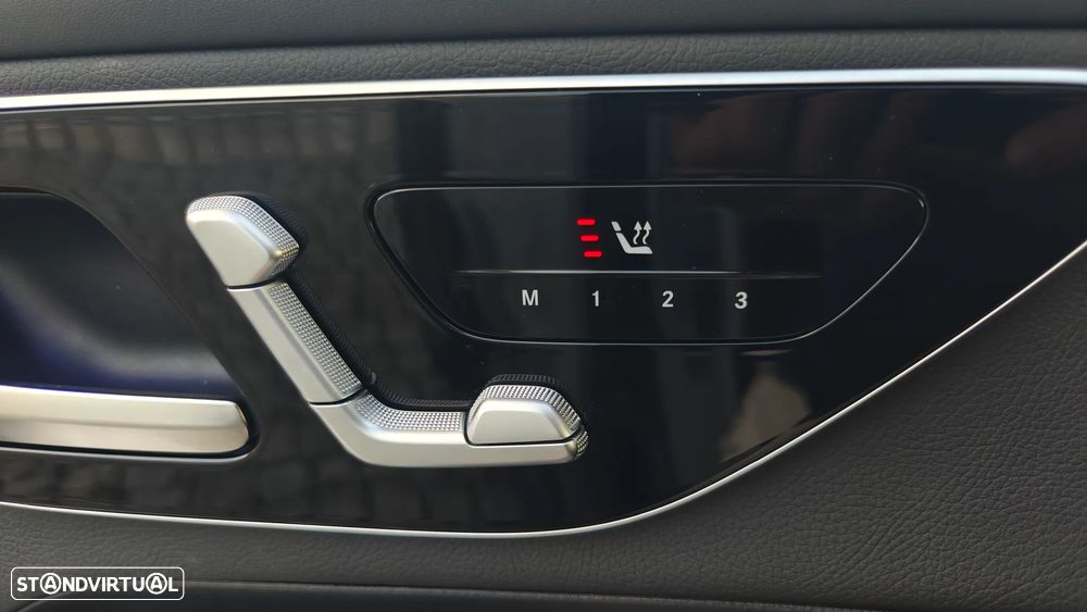 Mercedes-Benz GLC 300 de Coupe 4Matic - 40