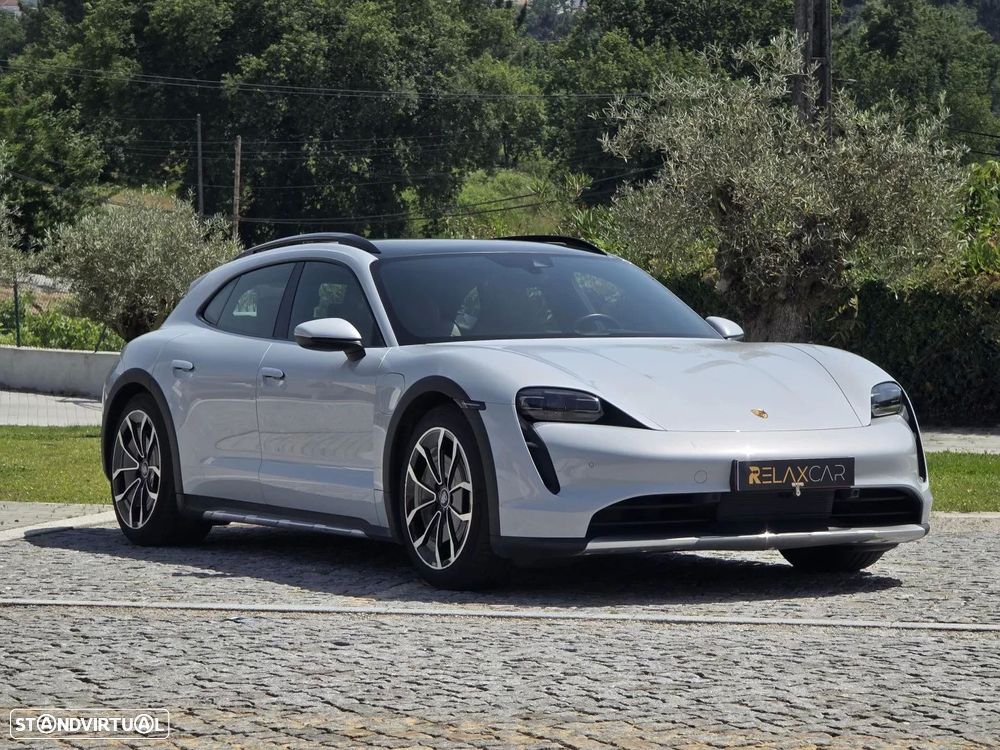 Porsche Taycan Cross Turismo 4S - 5