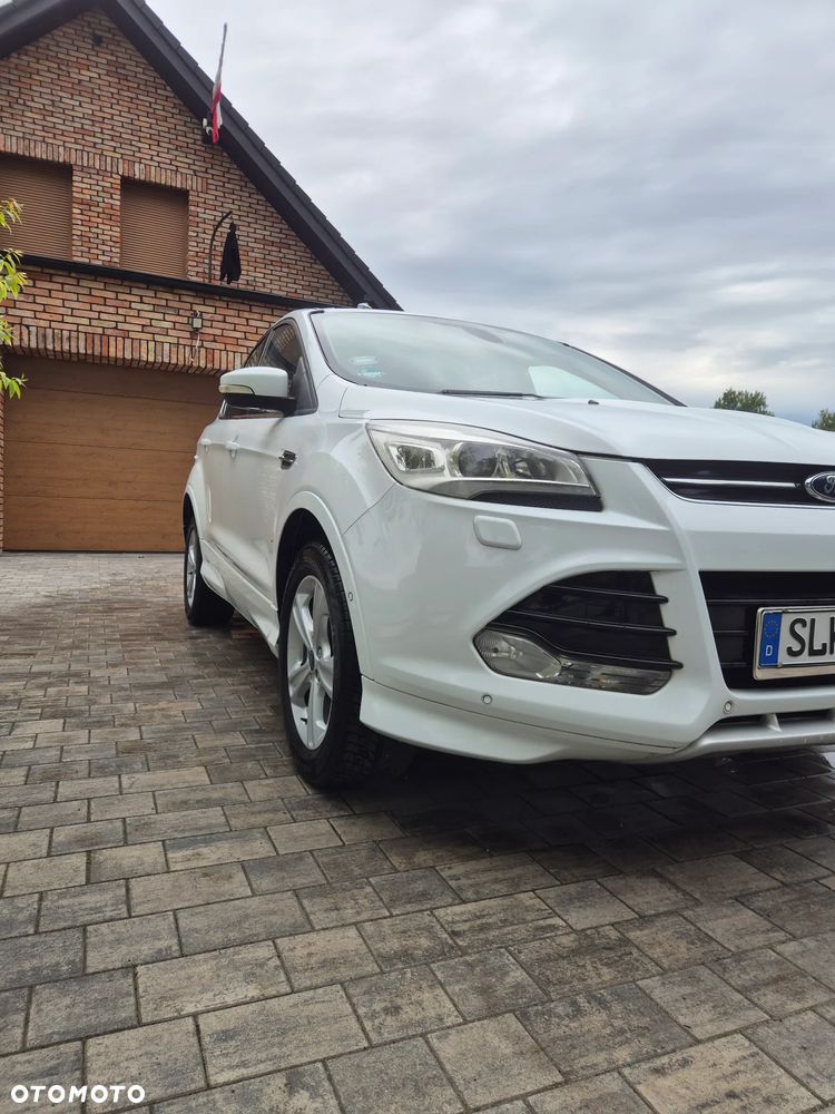 Ford Kuga 2.0 TDCi 4x4 Titanium - 16