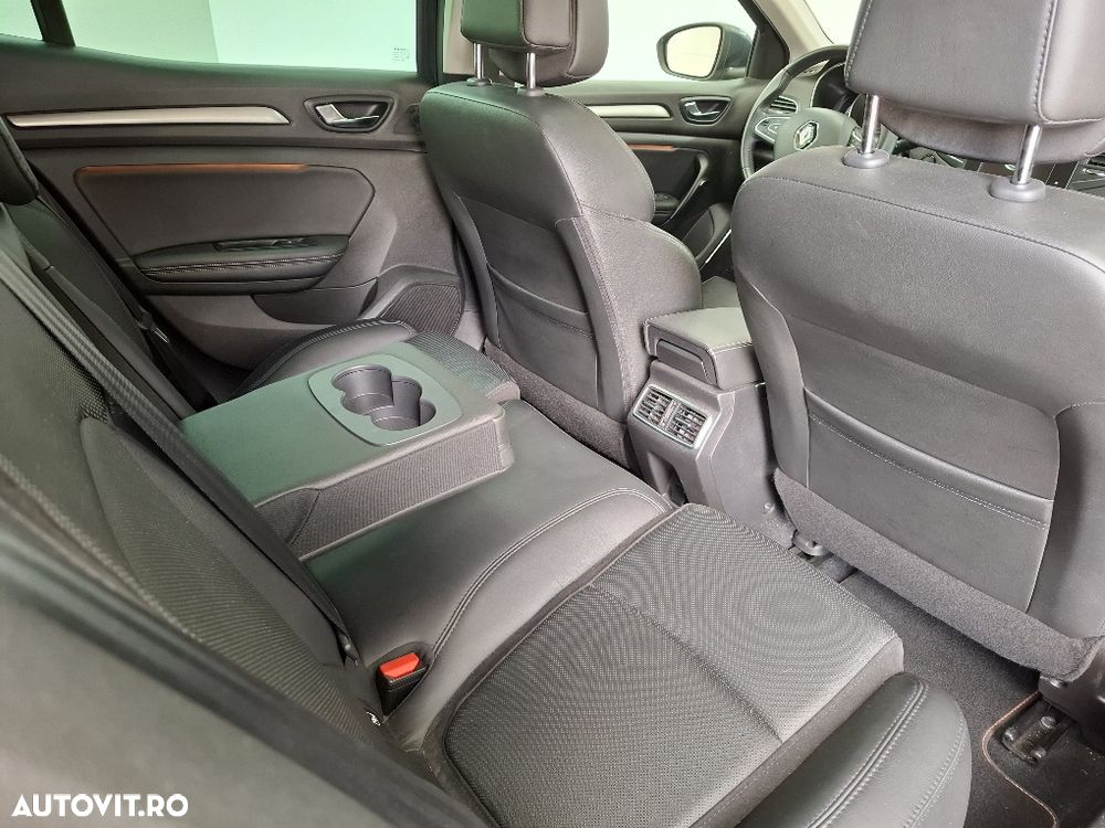 Renault Megane BLUE dCi EDC Intens - 13