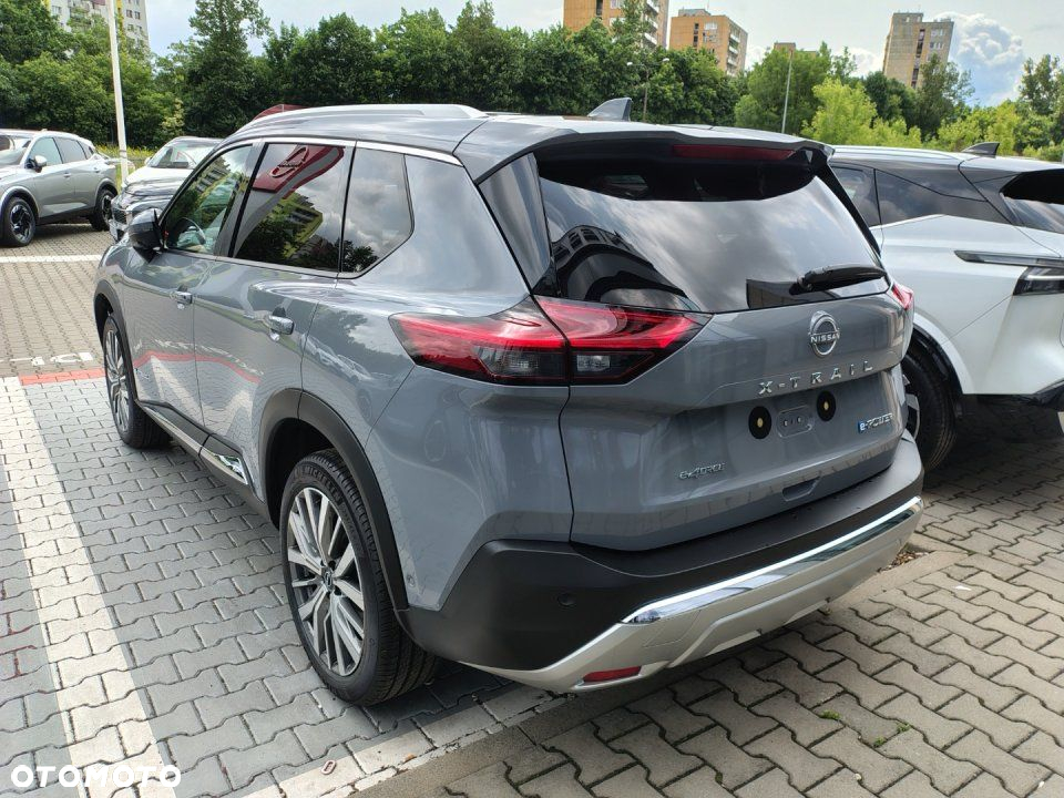 Nissan X-Trail - 2
