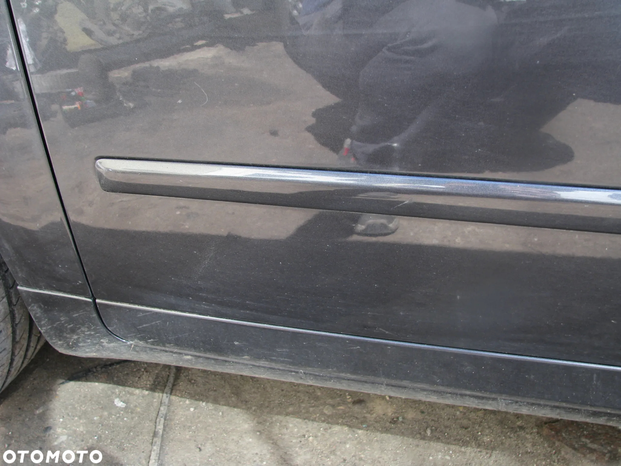 DRZWI LEWE PRZEDNIE LEWY PRZÓD AUDI A4 B7 LZ7L DRZWI LEWE PRZEDNIE LEWY PRZÓD AUDI A4 B7 AVANT KOMBI LZ7L GOŁE - 5