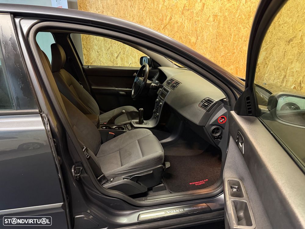 Volvo V50 1.6 D Momentum - 9