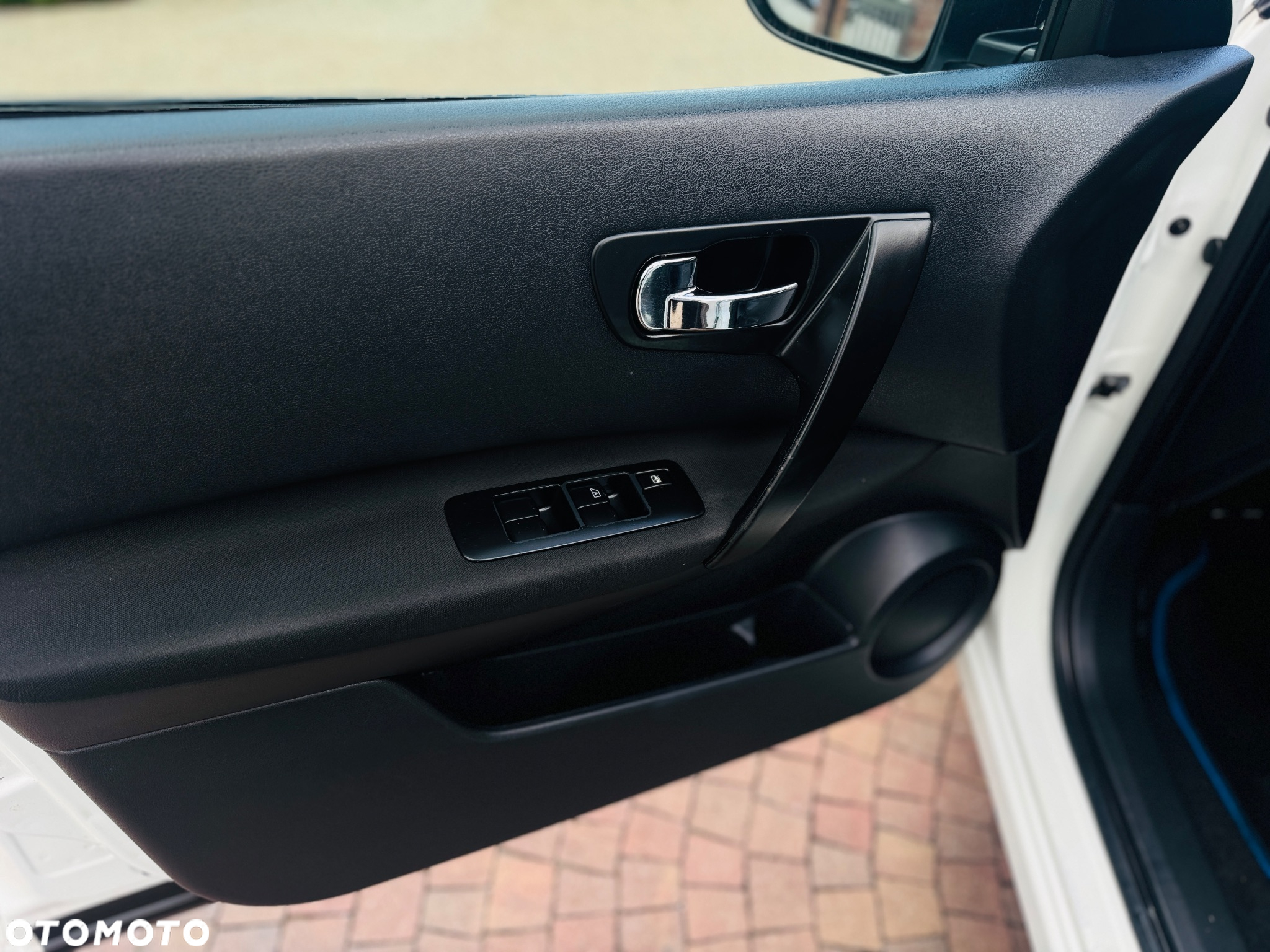 Nissan Qashqai 1.6 visia - 16
