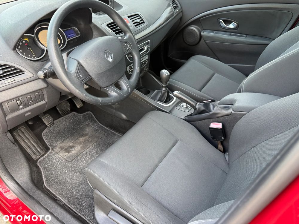 Renault Megane - 5
