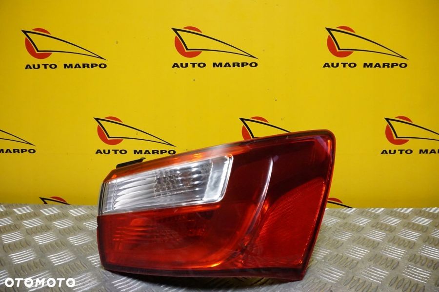KIA RIO SEDAN 2012 - 2017 LAMPA TYŁ PRAWA TYLNA USA - 2