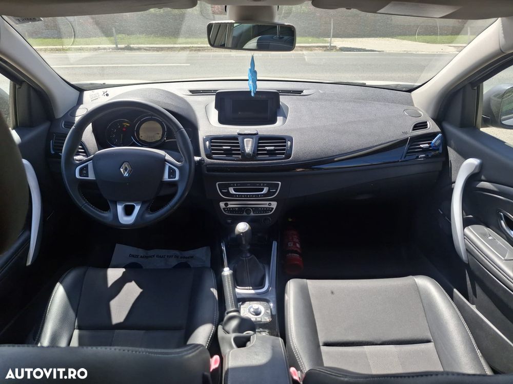 Renault Megane ENERGY dCi 110 Start & Stop Bose Edition - 10