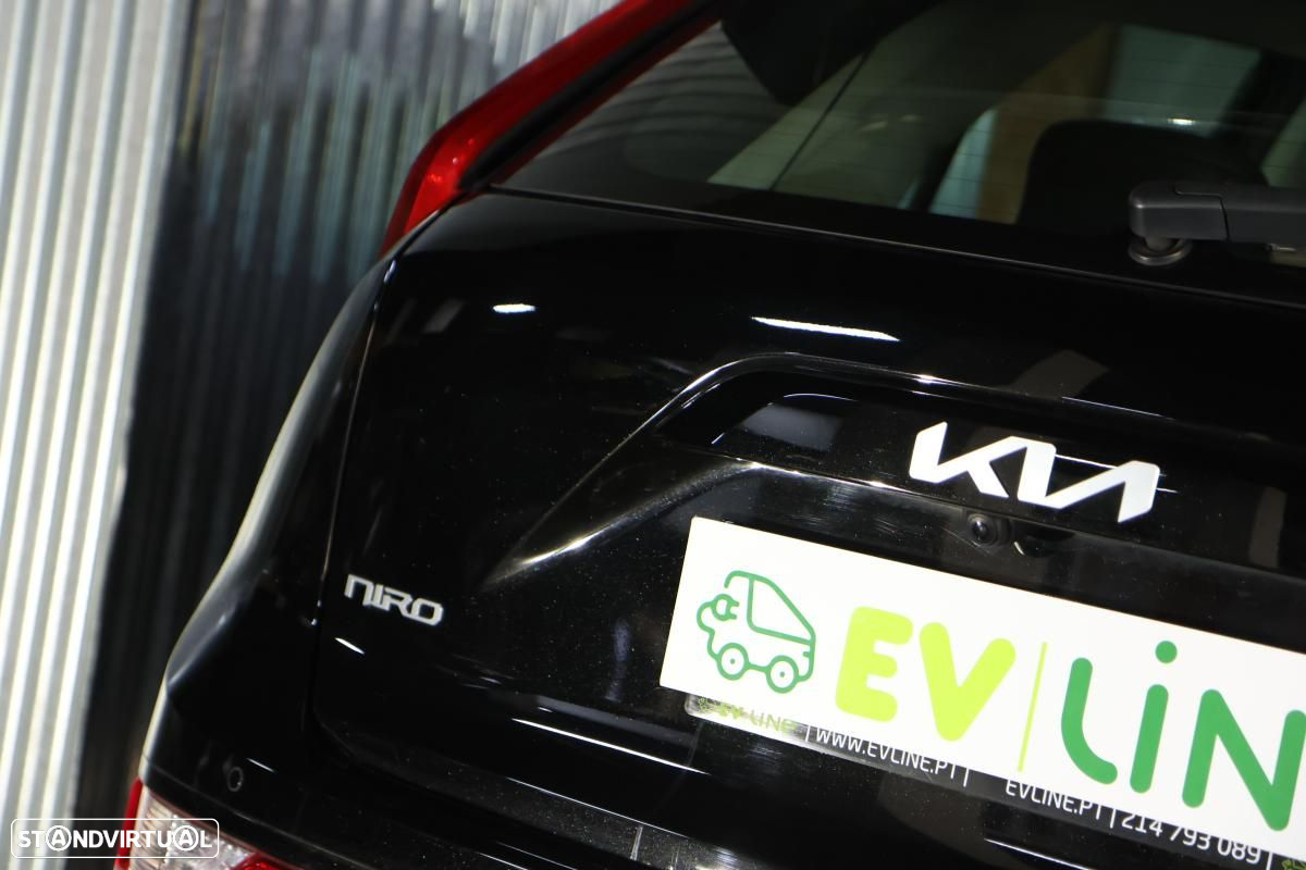 Kia Niro EV 64kWh Drive - 16