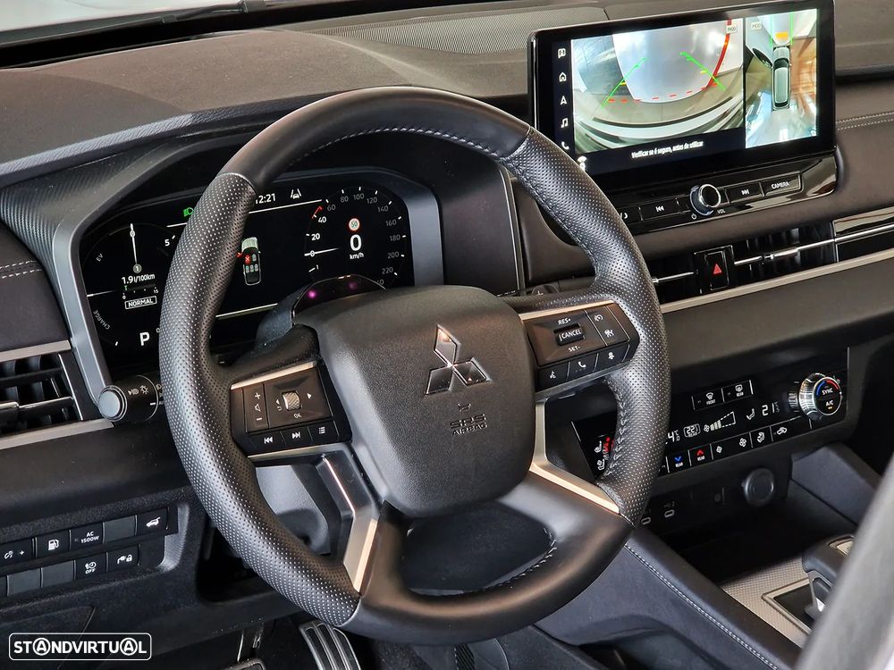 Mitsubishi Outlander 2.4 PHEV Instyle - 30