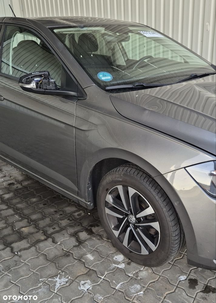 Volkswagen Polo - 4