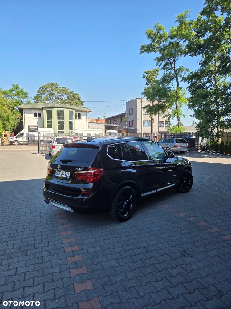 BMW X3 xDrive28i xLine - 11