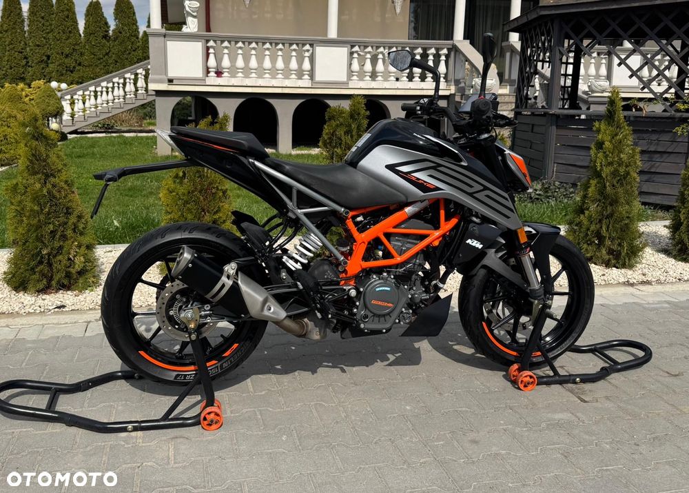 KTM Duke - 3