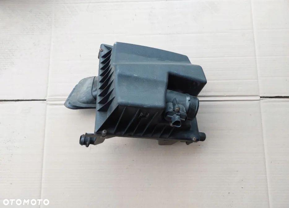 Obudowa filtra powietrza Opel Astra J IV 1.4 benzyna 13272757 - 3